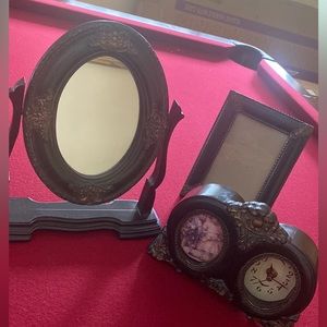 3 beautiful pieces a vintage look pieces in green dark color